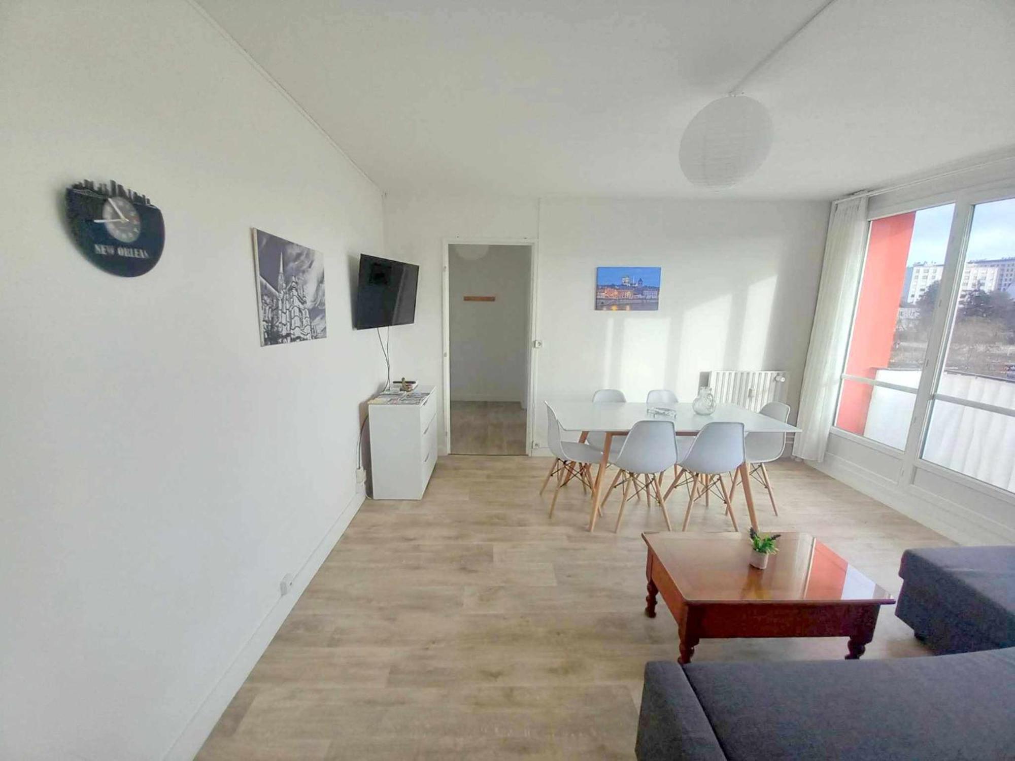 T3 57M2 Avec Balcon Proche Gare Sncf, Wifi Et Cafe Et The Offerts Apartment Orleans Bagian luar foto